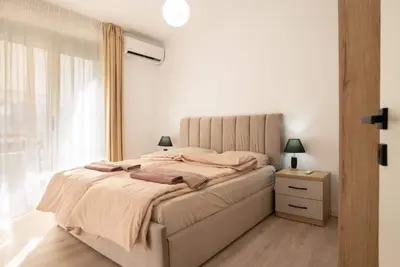Image de Padu`s Apartment By Tok