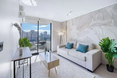 City Living- 2d w/ Wifi