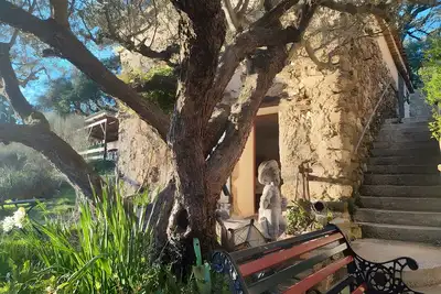 Image de Maison de vacances « La Fenière » avec vue sur la montagne, terrasse privée et Wi-Fi