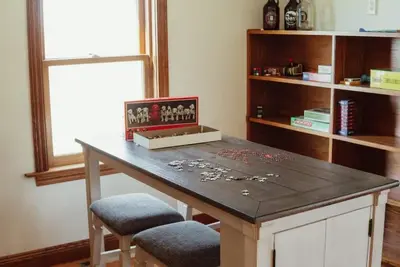 Image de Silver Creek Retreat. Entire Home in Decorah, Ia. Beautiful and Comfortable.