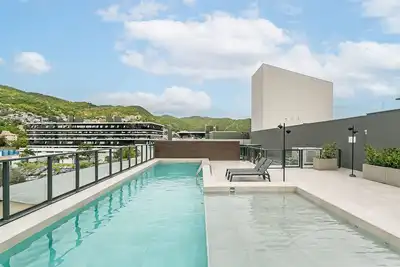 Image de Next to the mall with rooftop pool | #Sg05