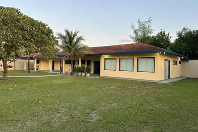 Image de Spacious house with garden and 3 suites in Novo Airão.