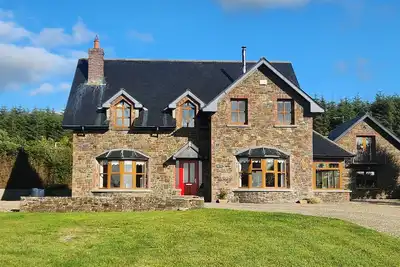 Image de Spacious 4-bedroom house in charming Glin perfect for your Ireland getaway