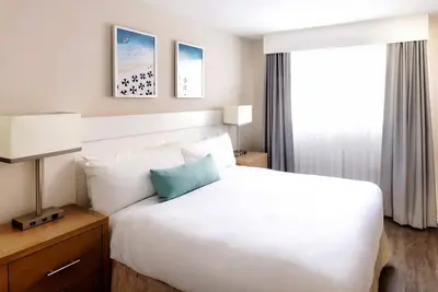 Image de Ocean View Suite | Heated Pool & Tennis Court | Walk to Seascape Village Shops