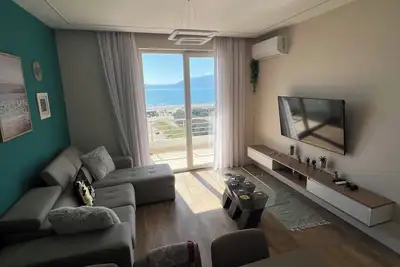 Image de Charming 1-bedroom apartment with a beautiful view of the bay in vibrant Vlora