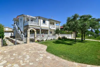 Image de Rosen Apartments - Comfort One Bedroom Apartment with Terrace