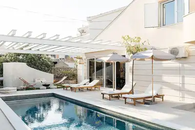 Image de Designer 4-Bedroom Spa Villa with Private Pool