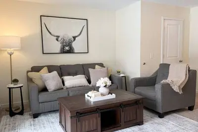 Image de Holiday Village Townhomes– Your All-Season Retreat