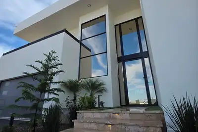 Image de 2026 Bella Vista Beach Home