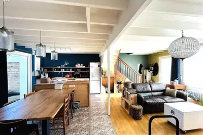 Image de Belle maison 8 personnes jardin clos, proche des commodités, parking, wifi