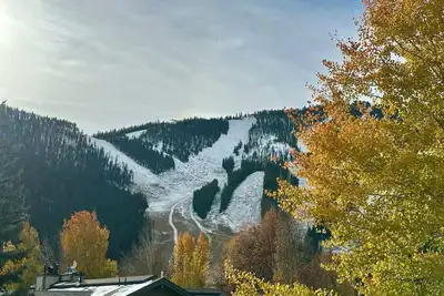 Image de Large Warm Springs Oasis, 5 Br/5 Ba. 10 Beds! Sauna and Hot Tub