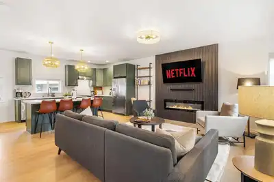 Image de ★New Lux Big Kitchen 2-King Beds Arcade by Plu/Jblm/Korea Town★