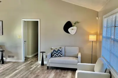 Image de Relaxing Family Getaway Parking for 6 Cars Fast Wi-Fi  Fully Equipped Home