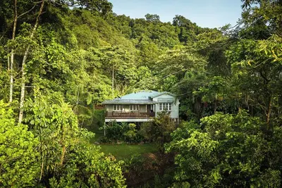 Image de Fnq Blooms Tropical Flower Farm Lodge