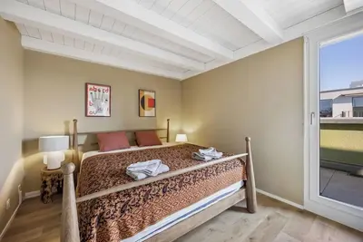 Image de Modern Zurich Apartment with Terrace (403-16)