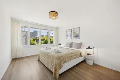 Image de Moderne Wohnung in Zürich Oerlikon! (201)