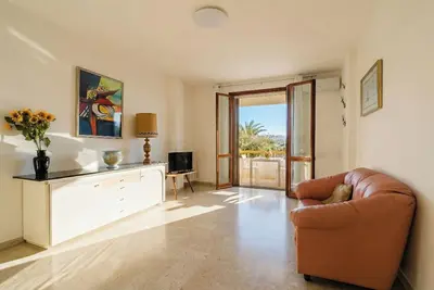Image de Merveilleuse maison de vacances privée avec Wifi, climatisation, Tv, balcon et vue panoramique