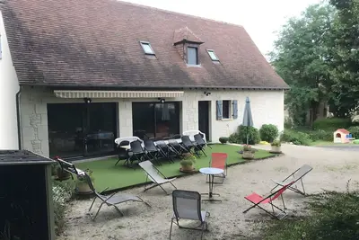 Image de Maison de vacances « Gite Chez Léontine » avec terrasse privée, Wi-Fi et climatisation