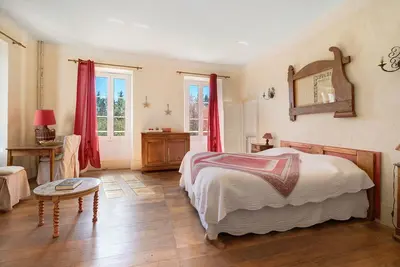 Image de Chambre d’hôtes « Le Bosquet » avec terrasse et jardin communs, Wi-Fi