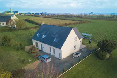 Image de La Villa du Manoir : Grands espaces avec vue sur le Mont Saint-Michel