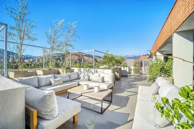 Image de Vivero Vitacura- Duplex con Terraza y Wifi