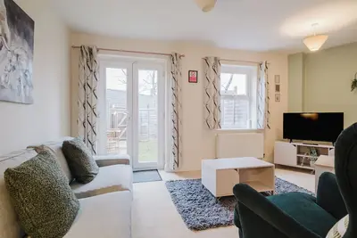 Image de Modern and comfortable 4 bedroom house