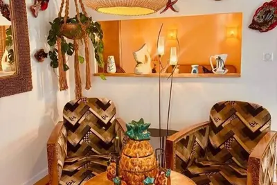 Image de \"Vallauris\" T2 Atypique aux Halles, Clim, Wifi