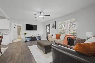 Image de FriscoDowntown UniversalToyota Soccer3BDFullHome