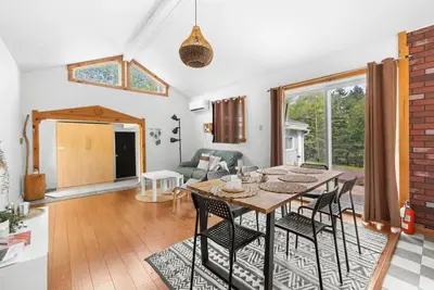 Image de Spa - Rivière & Vue sur la Forêt | Le Petit Cocon