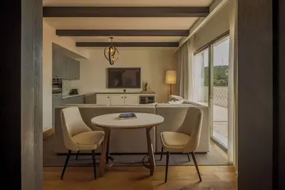 Image de Chic Non-Smoking Room w/ Balcony & Picturesque Portugal Countryside View