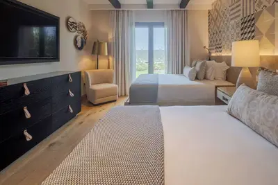 Image de Refreshing Countryside Room w/ Balcony Views Near Local Attractions