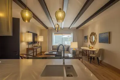 Image de Serene Algarve Retreat w/ Balcony & Mountain Views Near Loulé Town