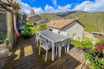 Image de Superbe maison de 4 chambres à Saint-Julien-du-Gua