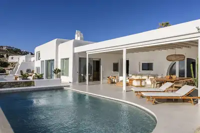Image de Villa à Myconos avec 7 chambres à coucher, 13 couchages