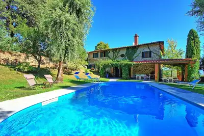 Image de Maison de vacances privée avec climatisation, piscine privée, Wifi, Tv, patio, vue panoramique