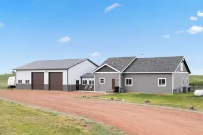 Image de Back Forty Bunkhouse