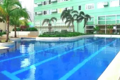 Image de Comfort Meets Convenience\nPerfect for Business or Leisure\nSecure &Stylish Living