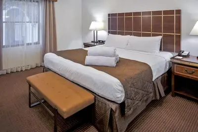 Image de Serene Sedona Room w/ Balcony – 5 Minute Walk to Fine Dining and Popular Hiking