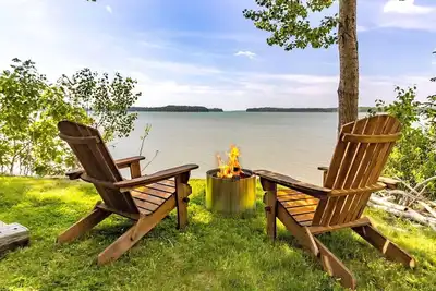 Image de The Clamdigger Cottage, a peaceful Downeast waterfront retreat