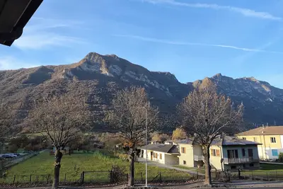 Image de House at the Lake-a stone's throw from the beach