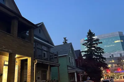 Image de Dow's Lake Downtown Ottawa, entire house