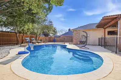 Image de Luxury McKinney Family Retreat