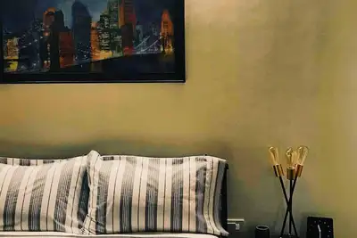 Image de La Chambre No. 1 - Condo Studio beside a mall - High Speed Internet