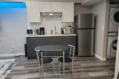 Image de A serene and stylish one-bedroom suite designed to make you feel at home