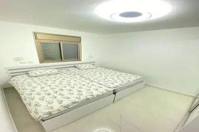 Charming apt steps to the beach