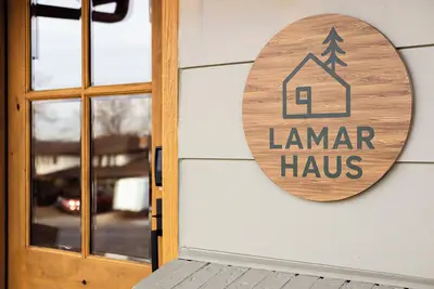 Image de Lamar Haus/Luxury 5br Near Red Rocks, Denver and Olde Town Arvada.