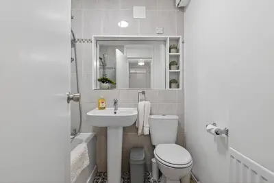 Image de Comfy City Base + Free Parking | Walk Everywhere