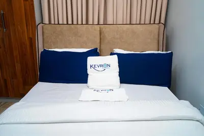 Image de A Premium 4-Bedroom Short-Let in Ikeja. Enjoy the privacy of a luxury apartment.