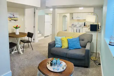 Image de The Little Dutch Nook - Historic Isu Neighborhood