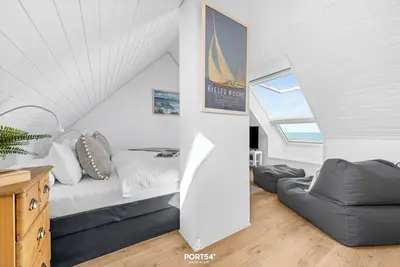 Image de Modern beachfront apartment in Stein with exceptional sea view and terrace